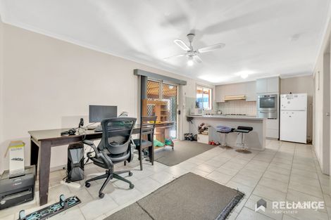 Property photo of 15 Cromwell Close Melton South VIC 3338
