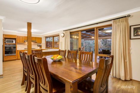 Property photo of 13 Maroong Drive Research VIC 3095