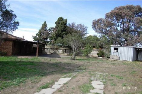 Property photo of 3 Spring Valley Avenue Craigieburn VIC 3064