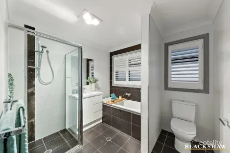 Property photo of 72 Wighton Terrace Casey ACT 2913