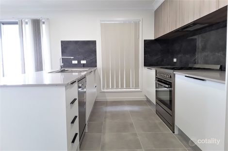 Property photo of 17 Messmate Place Spring Mountain QLD 4300