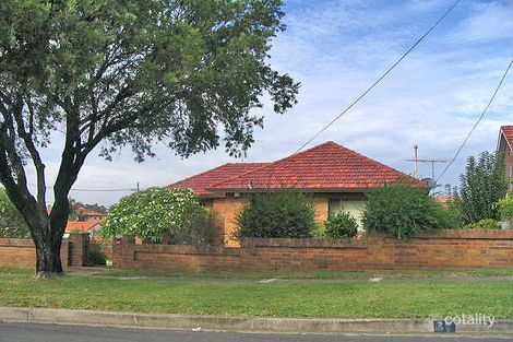 38 Chaseling St, Greenacre, NSW 2190