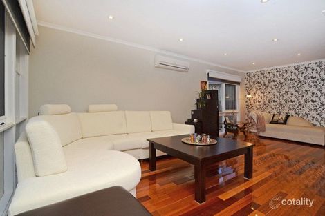 Property photo of 1 Benjamin Court Sydenham VIC 3037