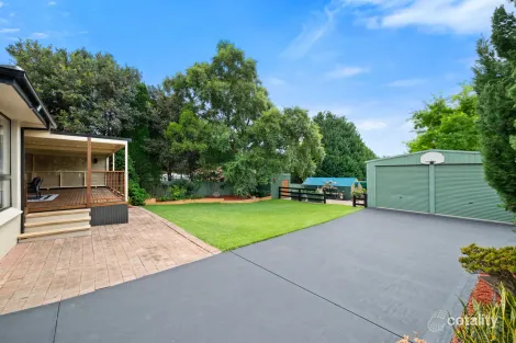 Property photo of 10 Sales Avenue Silverdale NSW 2752