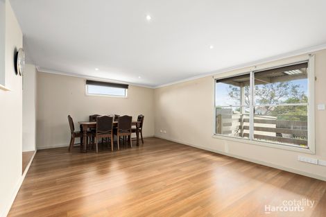 Property photo of 19 Deveney Street Pakenham VIC 3810