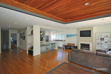 Property photo of 32 Cabbage Tree Road Bayview NSW 2104