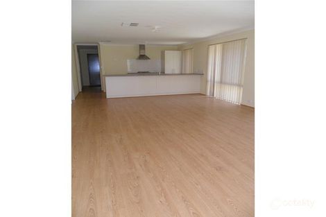 32 Spiccia Way, Sinagra, WA 6065