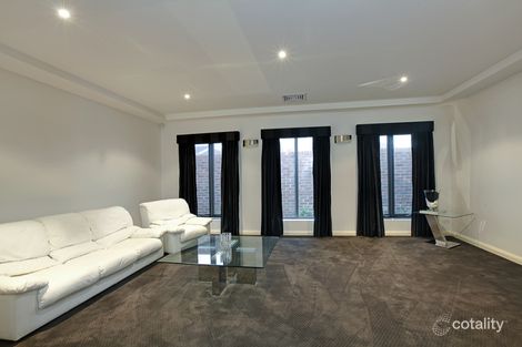 Property photo of 46 Hughes Circuit Bundoora VIC 3083