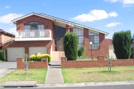 Property photo of 8 El Golea Mews Keilor Downs VIC 3038