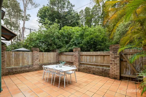 2/29 Vincent St, Indooroopilly, QLD 4068