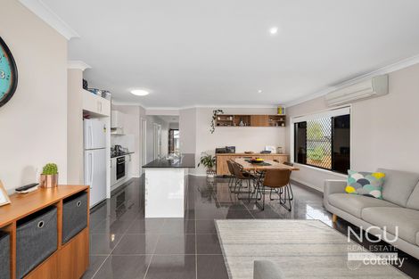 Property photo of 2 Poppy Crescent Springfield Lakes QLD 4300