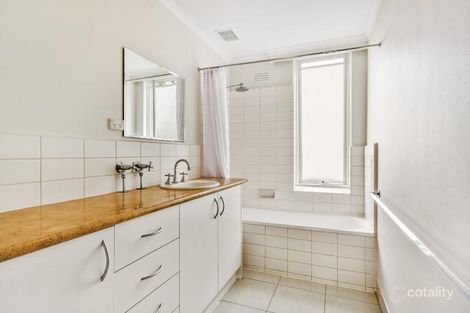 Property photo of 9/99 Mathoura Road Toorak VIC 3142