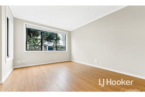 Property photo of 2B Alma Road Hampton Park VIC 3976