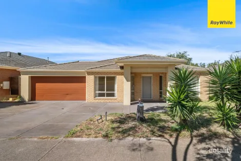 204 CLARKES RD, BROOKFIELD, VIC 3338