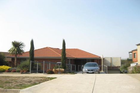 13 Dyson Dr, Sunbury, VIC 3429