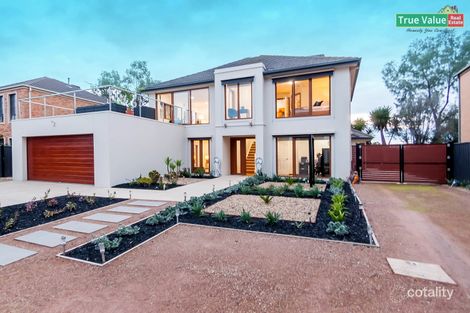 Property photo of 10 Lakeside Drive Point Cook VIC 3030