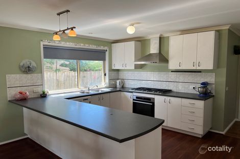 Property photo of 3 Alamanda Way Cranbourne North VIC 3977