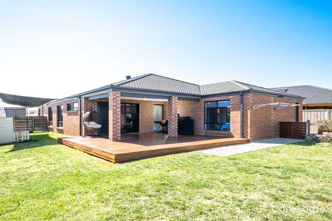 Property photo of 2 Silverleaf Road Kialla VIC 3631