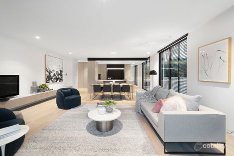 Property photo of 2/97 Mathoura Road Toorak VIC 3142