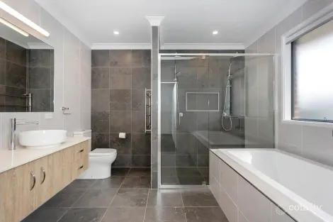 Property photo of 26 Gaites Drive Cameron Park NSW 2285