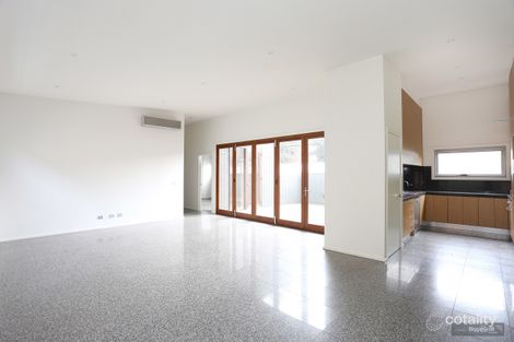 Property photo of 1/21 Lansdowne Road St Kilda East VIC 3183