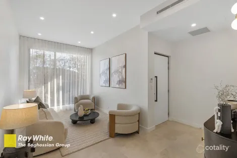 Property photo of 5A Allena Close Georges Hall NSW 2198
