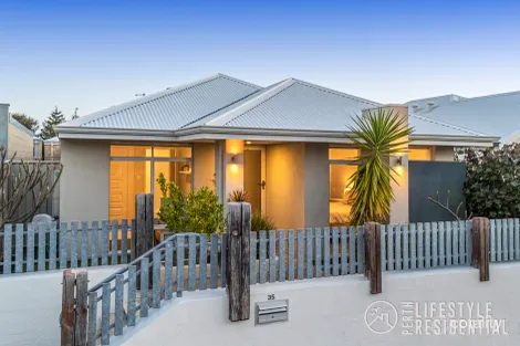 Property photo of 35 Comito Bend Alkimos WA 6038