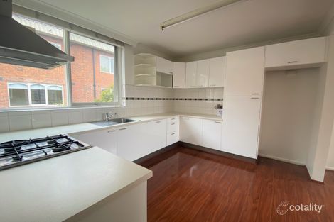 28/327 Orrong Rd, St Kilda East, VIC 3183