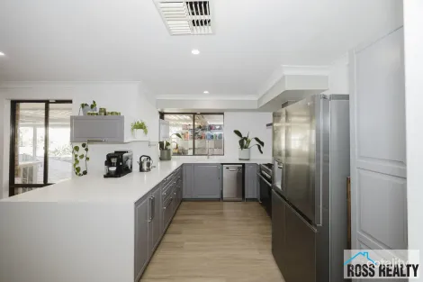 6 Parkway Trl, Ballajura, WA 6066