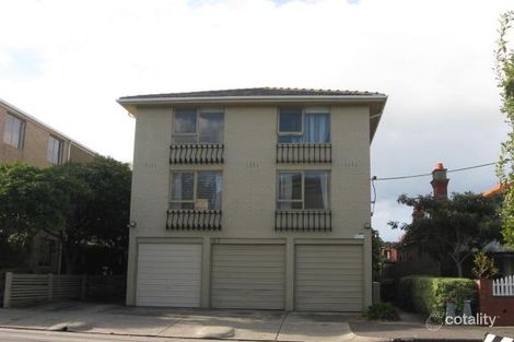 67 Ormond Rd, Elwood, VIC 3184