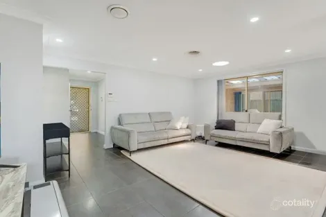 Property photo of 12 Binnaway Avenue Hoxton Park NSW 2171
