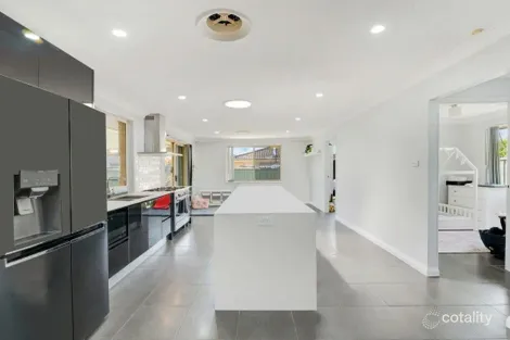 Property photo of 12 Binnaway Avenue Hoxton Park NSW 2171