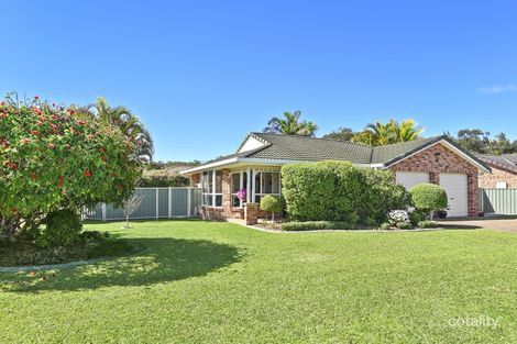 19 Yarra Ave, Port Macquarie, NSW 2444