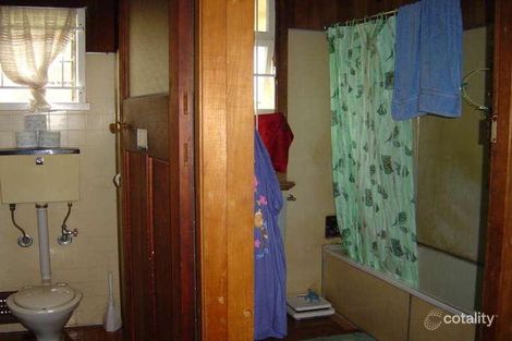 Property photo of 8 Bennett Street East Ipswich QLD 4305