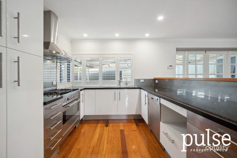 Property photo of 33 Collinson Way Leeming WA 6149