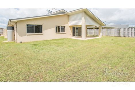 Property photo of 94 Whitehaven Drive Blacks Beach QLD 4740