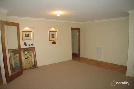 Property photo of 124 Waterfall Drive Jerrabomberra NSW 2619