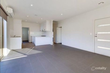 Property photo of 2/3 Trinca Court Werribee VIC 3030