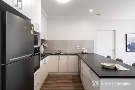 Property photo of 7 Elmwood Circuit Wodonga VIC 3690