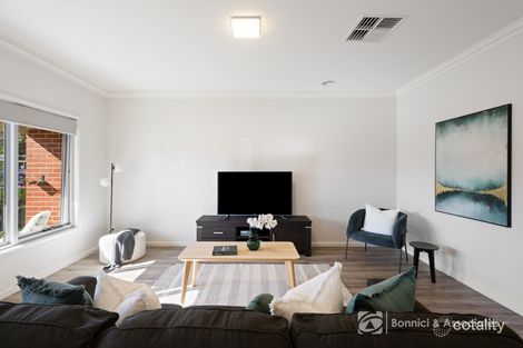 Property photo of 7 Elmwood Circuit Wodonga VIC 3690