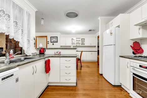 2 Eva Rd, Munno Para West, SA 5115