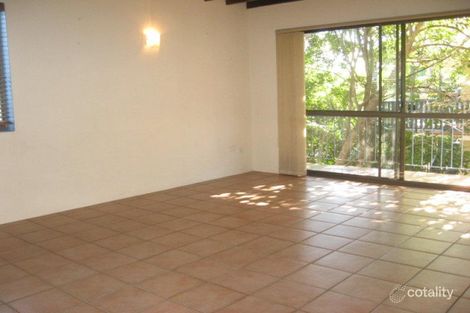 Property photo of 4/29 Clarence Road Indooroopilly QLD 4068