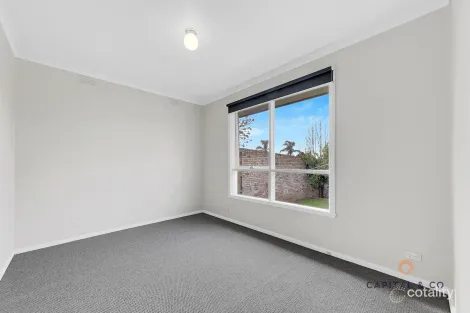 Property photo of 36 Hanson Road Craigieburn VIC 3064