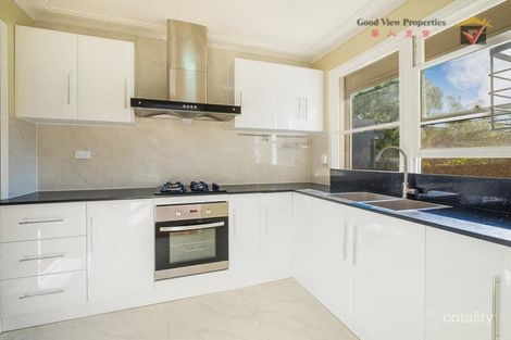 Property photo of 37 Glanmire Road Baulkham Hills NSW 2153