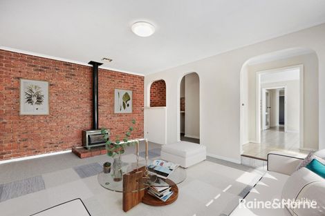 Property photo of 3 Ulmara Place Keilor Downs VIC 3038