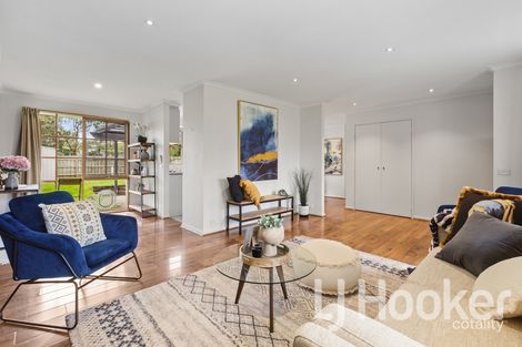 Property photo of 12 Aristotle Court Narre Warren VIC 3805