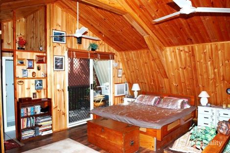 Property photo of 1 Rintoul Court Horseshoe Bay QLD 4819