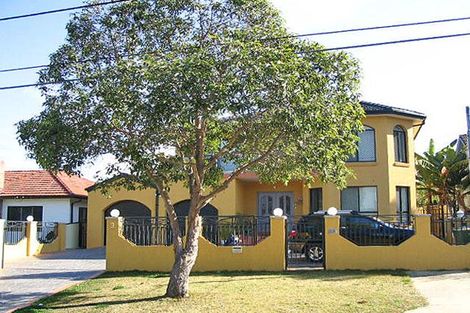 9 Huon St, Cabramatta, NSW 2166