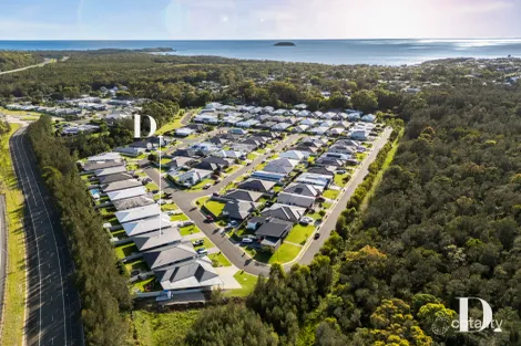 Property photo of 30 Little Cove Road Emerald Beach NSW 2456