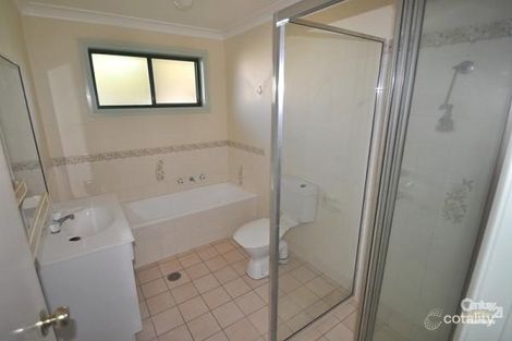Property photo of 8B Ellis Park Close Dubbo NSW 2830